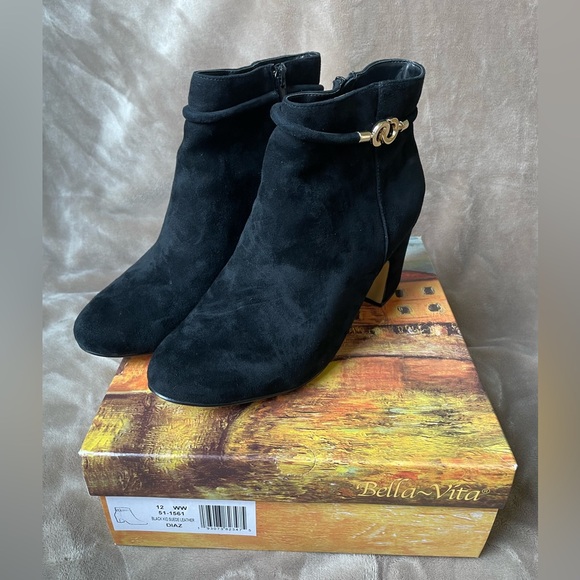 BELLA VITA Diaz Black Kid Suede Block Heel Booties with Chain link detail - Picture 7 of 11